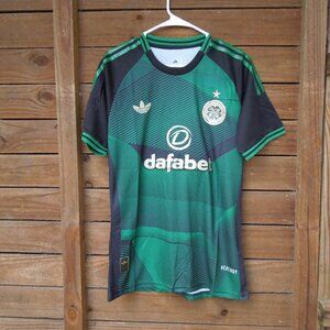 Glasgow Celtic soccer jersey, large, adidas, 25/26